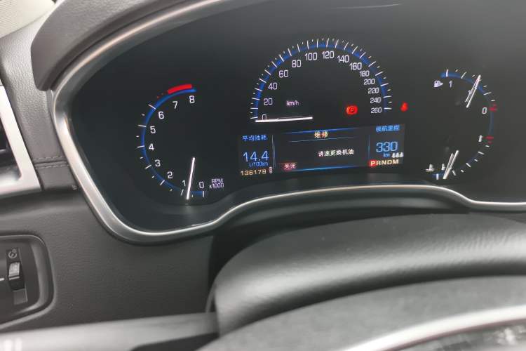 Used Cadillac SRX 2014 3.0L Elite Model Odometer Close Up