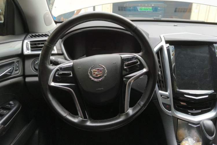 Used Cadillac SRX 2014 3.0L Comfort Model Steering Wheel