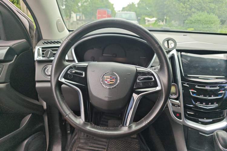 Used Cadillac SRX 2014 3.0L Comfort Model Steering Wheel