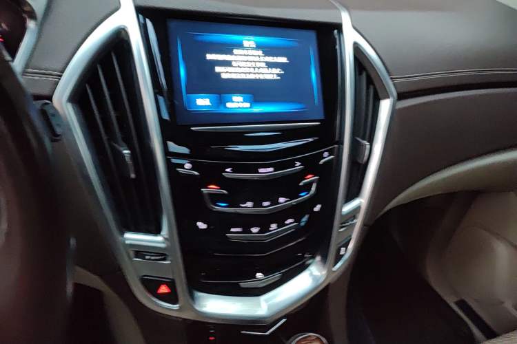 Used Cadillac SRX 2014 3.0L Elite Model Audio And AC Panel