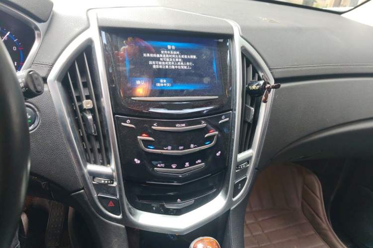 Used Cadillac SRX 2014 3.0L Elite Model Audio And AC Panel