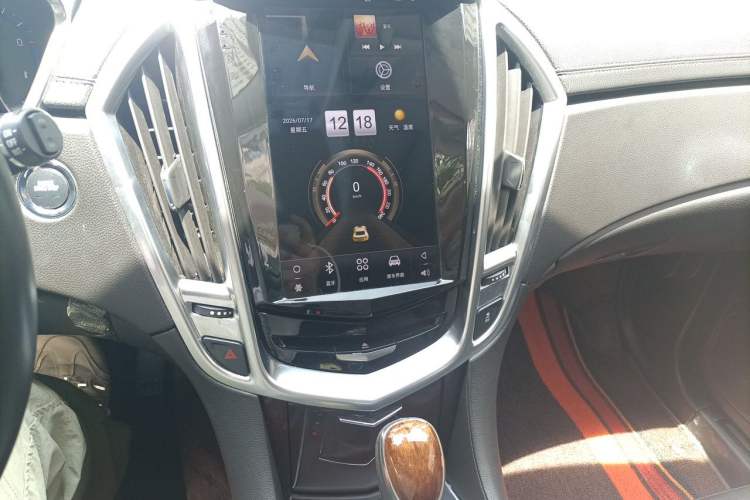 Used Cadillac SRX 2014 3.0L Elite Model Audio And AC Panel