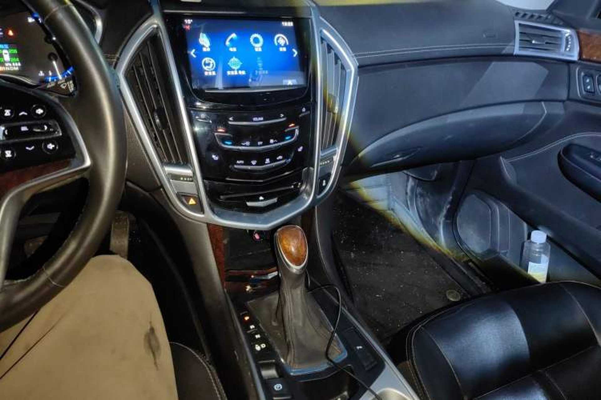 Used Cadillac SRX 2014 3.0L Luxury Model Audio And AC Panel