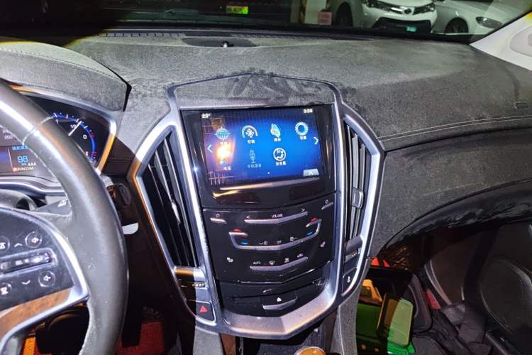 Used Cadillac SRX 2014 3.0L Elite Model Audio And AC Panel