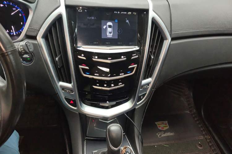 Used Cadillac SRX 2014 3.0L Comfort Model Audio And AC Panel