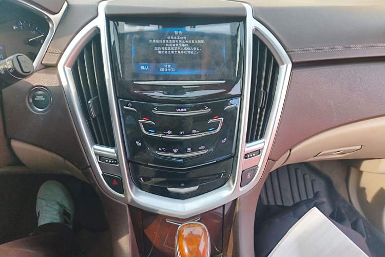 Used Cadillac SRX 2014 3.0L Elite Model Audio And AC Panel