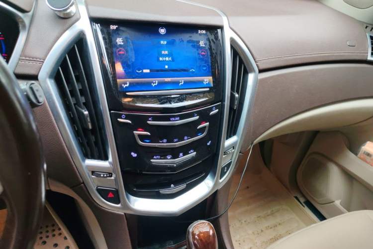 Used Cadillac SRX 2014 3.0L Elite Model Audio And AC Panel