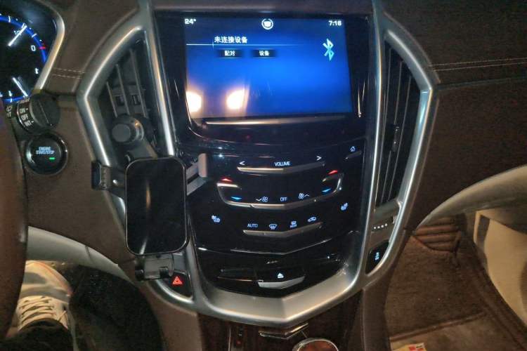 Used Cadillac SRX 2014 3.0L Elite Model Audio And AC Panel