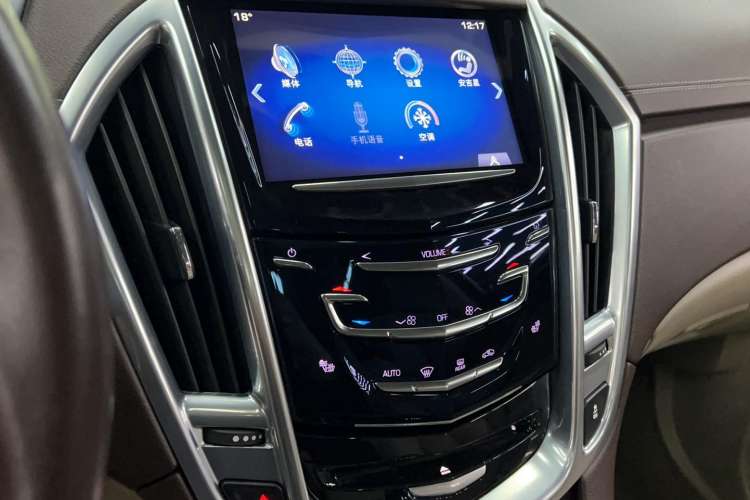 Used Cadillac SRX 2014 3.0L Elite Model Audio And AC Panel