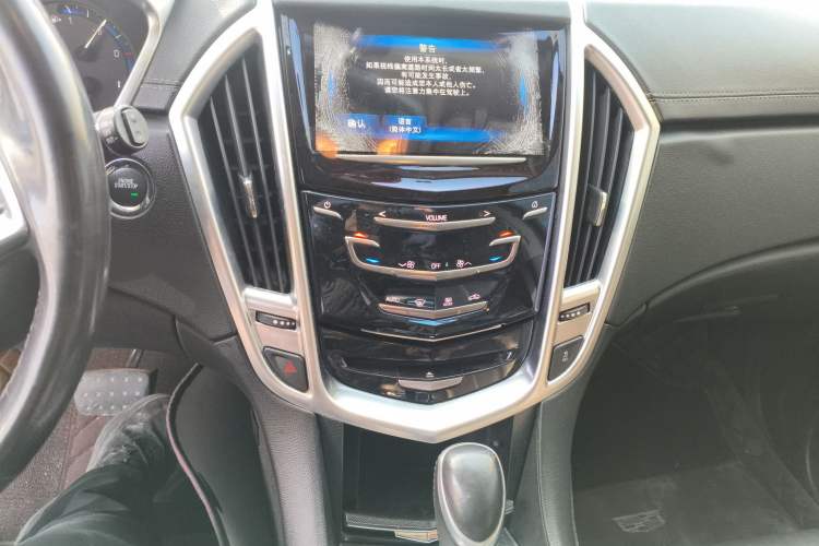 Used Cadillac SRX 2014 3.0L Comfort Model Audio And AC Panel