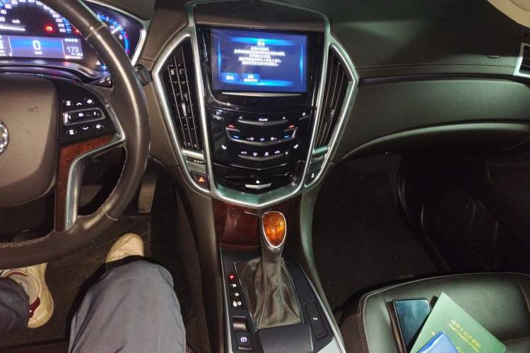 Used Cadillac SRX 2014 3.0L Leading Model Audio And AC Panel