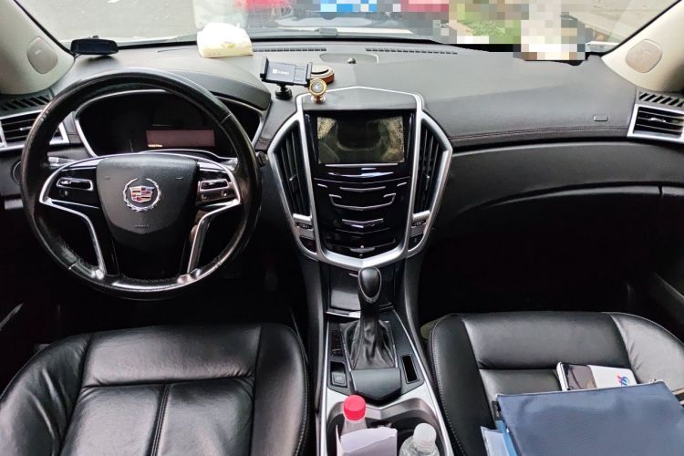 Used Cadillac SRX 2014 3.0L Comfort Model Center Console