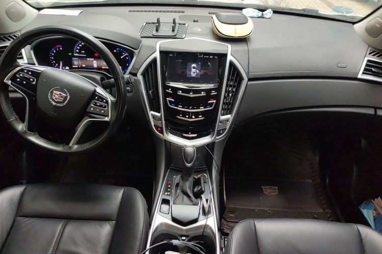 Used Cadillac SRX 2014 3.0L Comfort Model Center Console