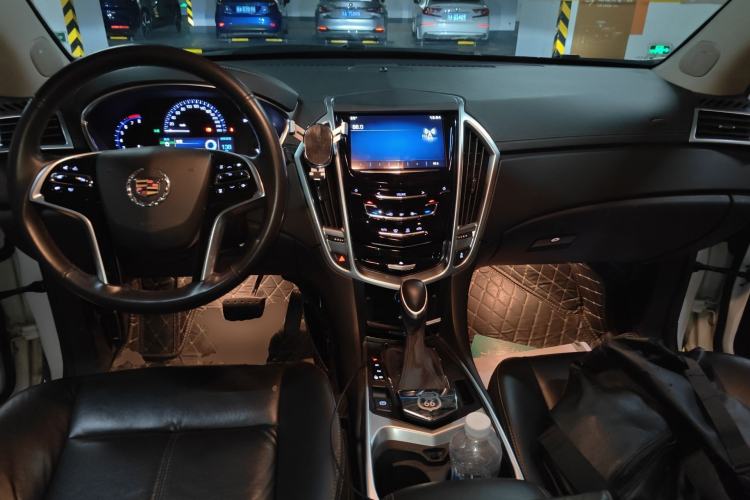 Used Cadillac SRX 2014 3.0L Comfort Model Center Console