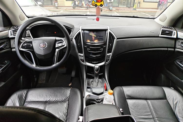 Used Cadillac SRX 2014 3.0L Comfort Model Center Console