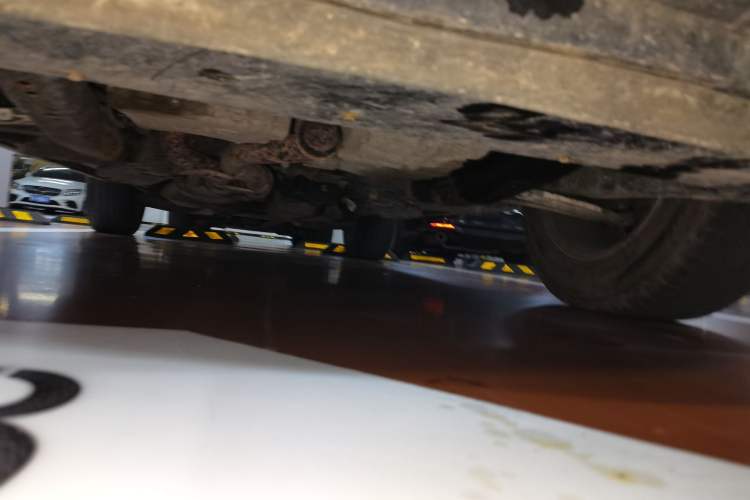 Used Cadillac SRX 2014 3.0L Comfort Model Chassis Front
