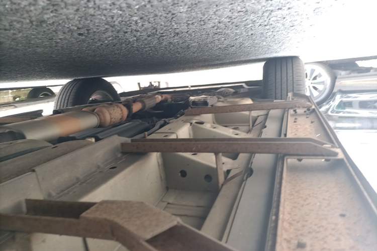 Used Cadillac SRX 2014 3.0L Elite Model Chassis Front Left