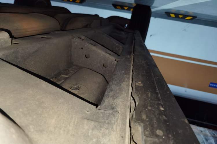 Used Cadillac SRX 2014 3.0L Comfort Model Chassis Front Right