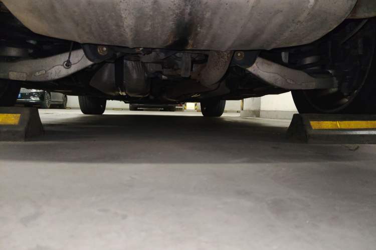Used Cadillac SRX 2014 3.0L Leading Model Chassis Rear