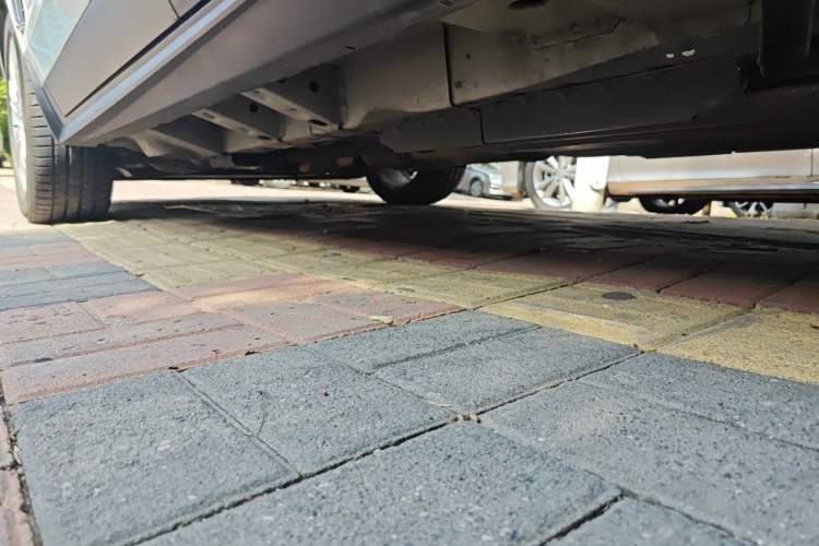 Used Cadillac SRX 2014 3.0L Leading Model Chassis Rear Left