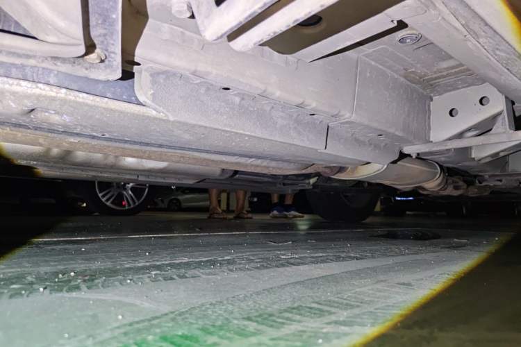 Used Cadillac SRX 2014 3.0L Elite Model Chassis Rear Right