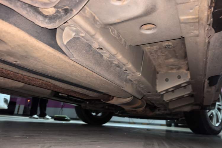 Used Cadillac SRX 2014 3.0L Comfort Model Chassis Rear Right