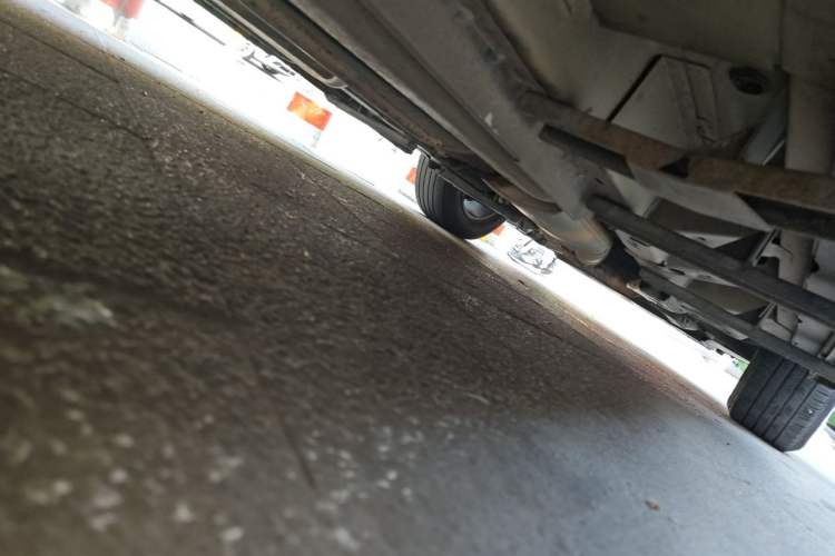 Used Cadillac SRX 2014 3.0L Elite Model Chassis Rear Right