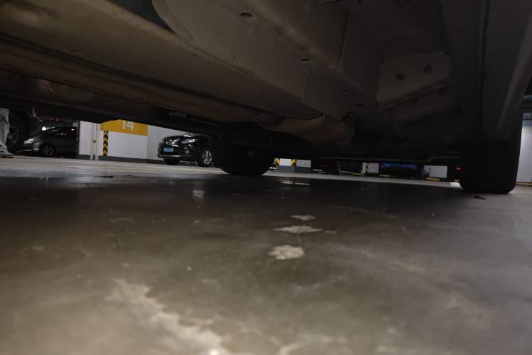 Used Cadillac SRX 2014 3.0L Comfort Model Chassis Rear Right