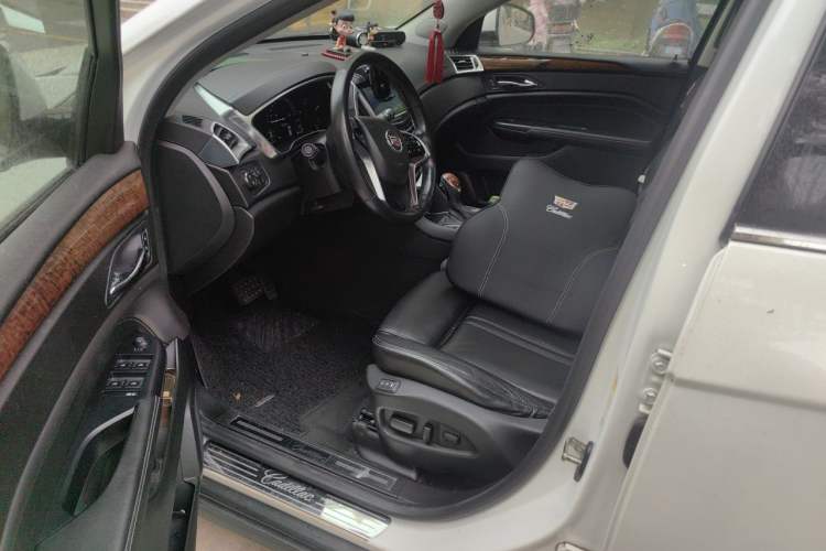 Used Cadillac SRX 2014 3.0L Elite Model Driver Seat