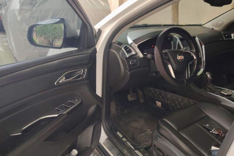 Used Cadillac SRX 2014 3.0L Comfort Model Driver Seat