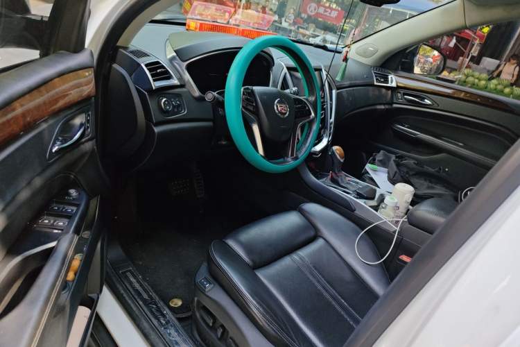 Used Cadillac SRX 2014 3.0L Elite Model Driver Seat