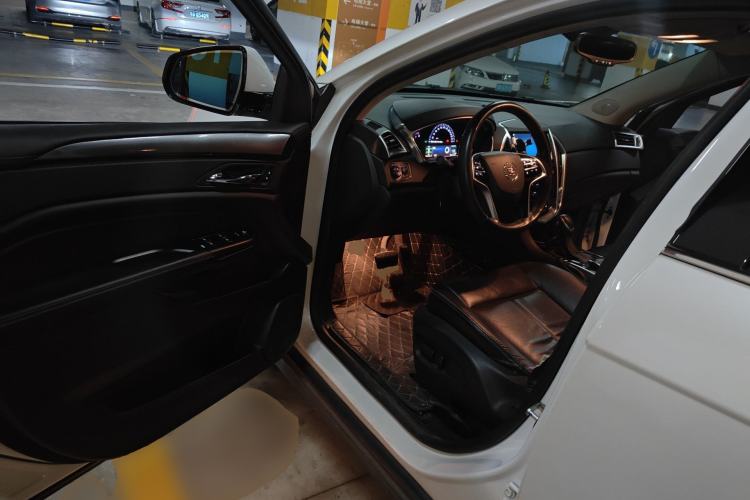 Used Cadillac SRX 2014 3.0L Comfort Model Driver Seat
