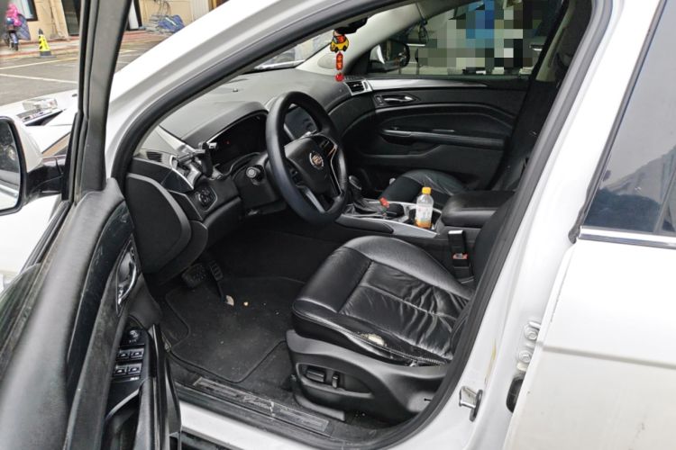 Used Cadillac SRX 2014 3.0L Comfort Model Driver Seat