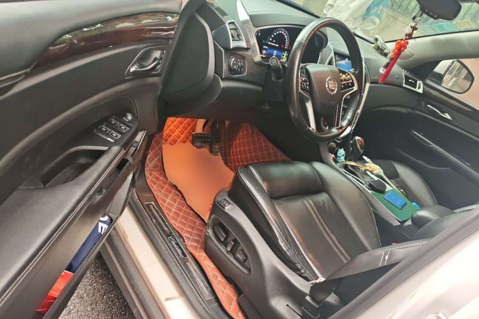 Used Cadillac SRX 2014 3.0L Luxury Model Driver Seat