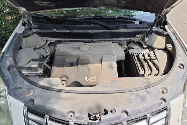 Used Cadillac SRX 2014 3.0L Elite Model Engine Bay