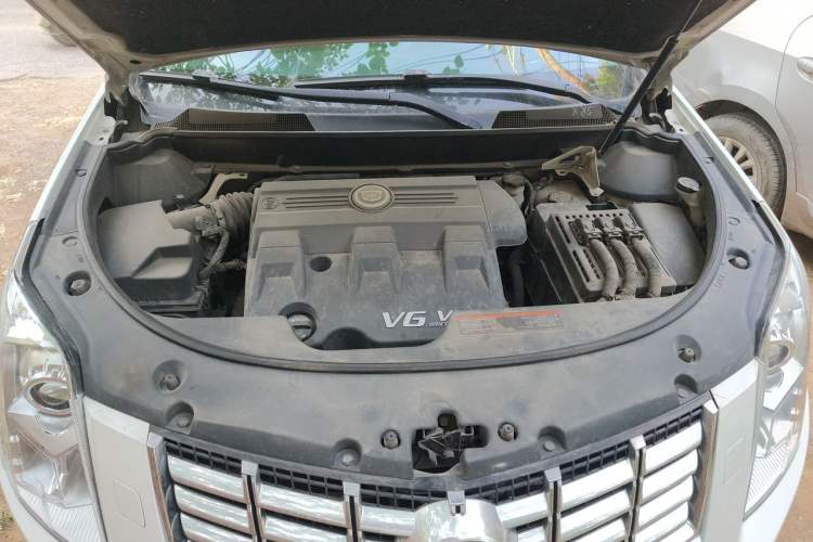 Used Cadillac SRX 2014 3.0L Luxury Model Engine Bay