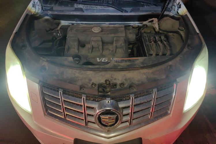 Used Cadillac SRX 2014 3.0L Luxury Model Engine Bay