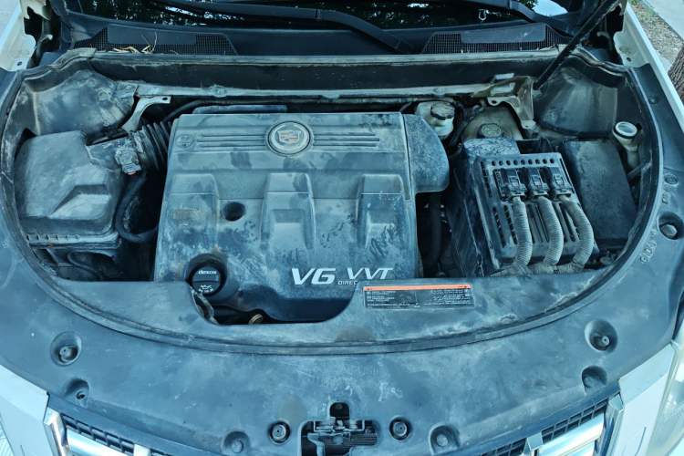 Used Cadillac SRX 2014 3.0L Luxury Model Engine Bay
