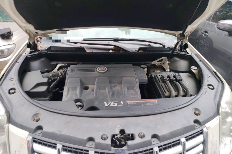 Used Cadillac SRX 2014 3.0L Elite Model Engine Bay