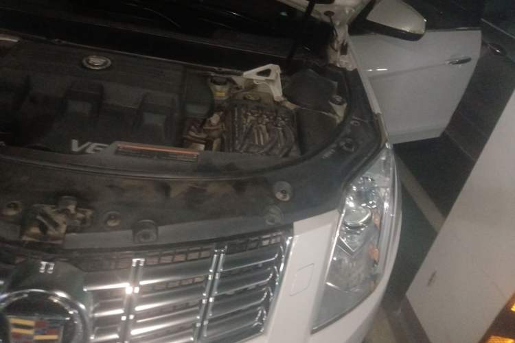 Used Cadillac SRX 2014 3.0L Leading Model Engine Bay Left