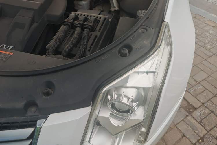 Used Cadillac SRX 2014 3.0L Elite Model Engine Bay Left