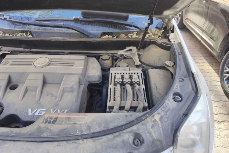 Used Cadillac SRX 2014 3.0L Luxury Model Engine Bay Left