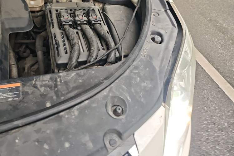 Used Cadillac SRX 2014 3.0L Luxury Model Engine Bay Left
