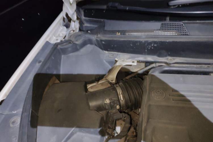 Used Cadillac SRX 2014 3.0L Elite Model Engine Bay Right