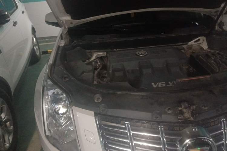 Used Cadillac SRX 2014 3.0L Leading Model Engine Bay Right