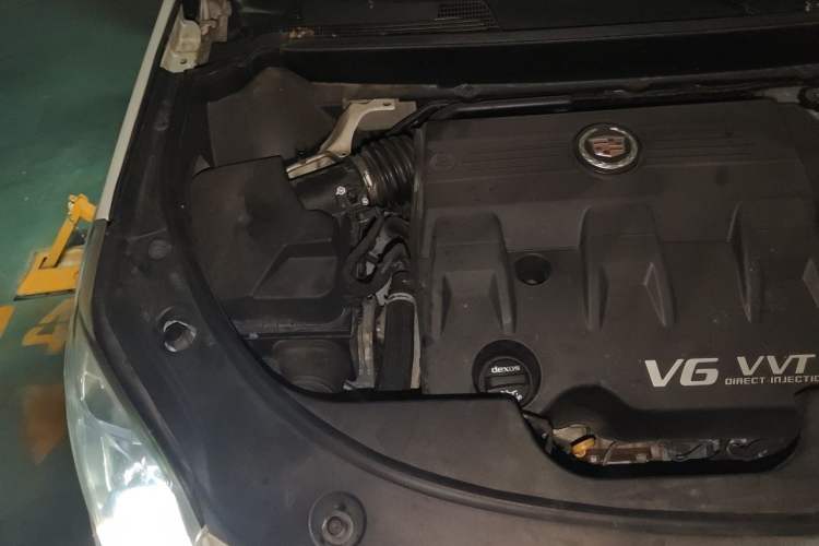 Used Cadillac SRX 2014 3.0L Luxury Model Engine Bay Right