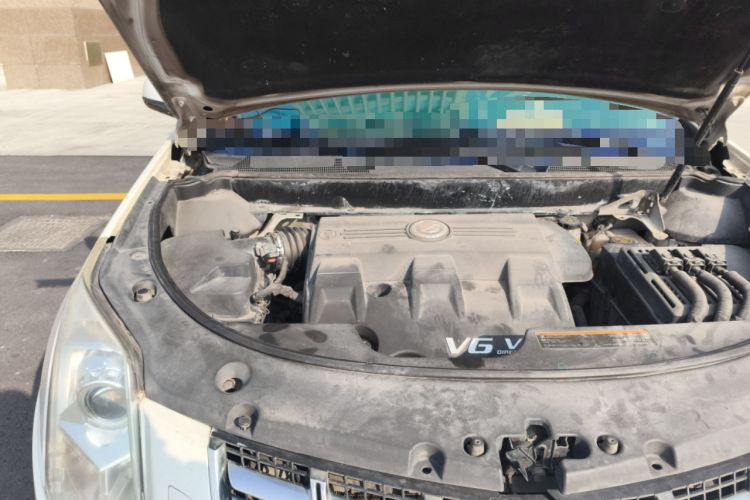 Used Cadillac SRX 2014 3.0L Comfort Model Engine Bay Right