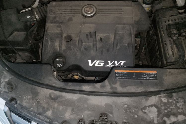 Used Cadillac SRX 2014 3.0L Comfort Model Engine Bay