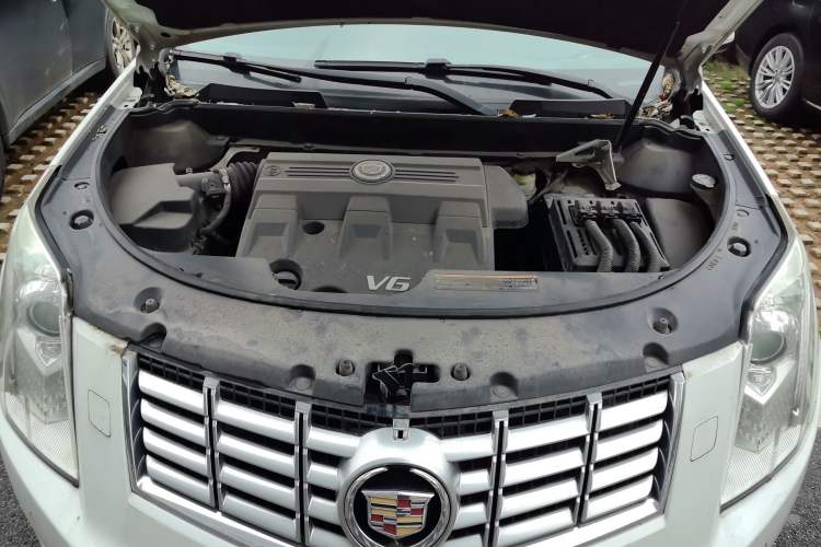 Used Cadillac SRX 2014 3.0L Luxury Model Engine Bay