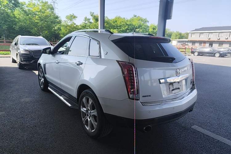 Used Cadillac SRX 2014 3.0L Leading Model Exterior 2